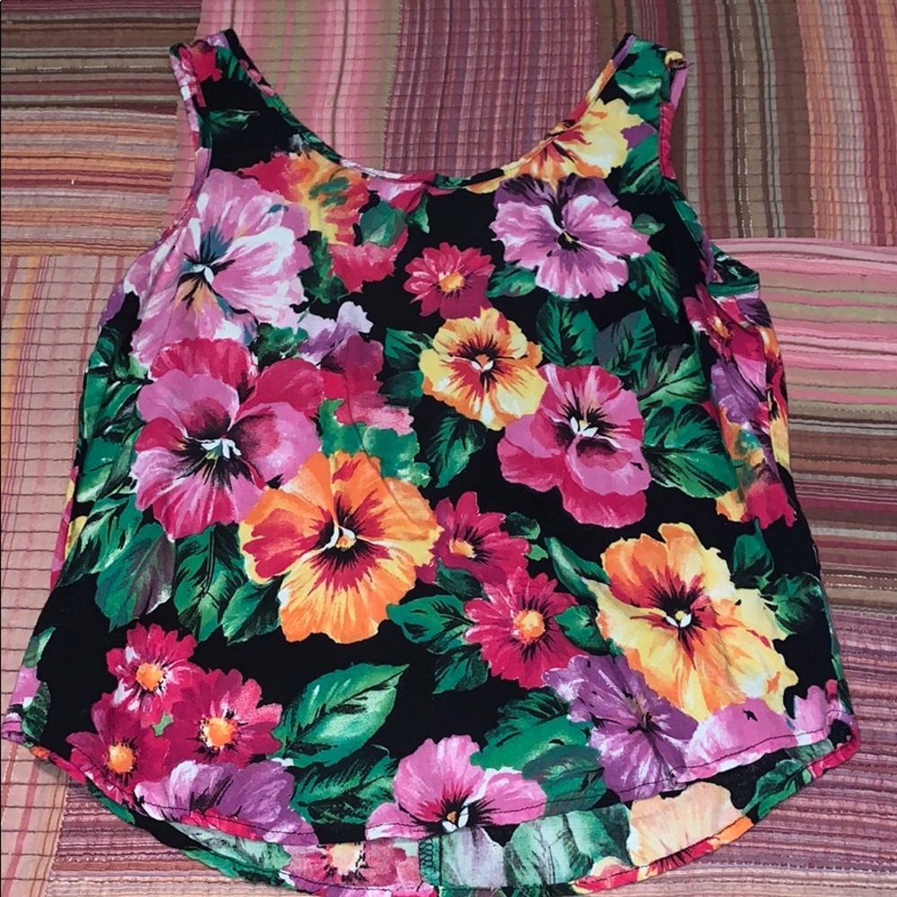 Cute colorful shirt!